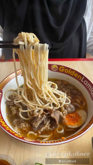 Foto 1 - Makanan di Golden Lamian oleh Darsehsri 