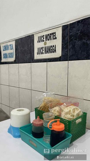 Foto 5 - Makanan di Rumah Makan Laksa Cibinong oleh Darsehsri 