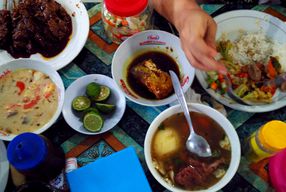 Foto Rumah Makan Betawi Dahlia