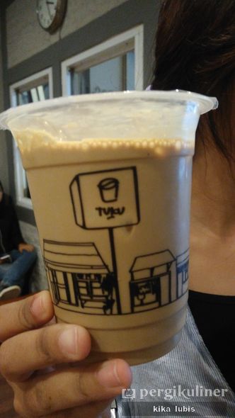 Foto Makanan di Toko Kopi Tuku