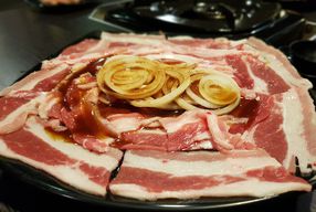 Foto PSY Steamboat Yakiniku