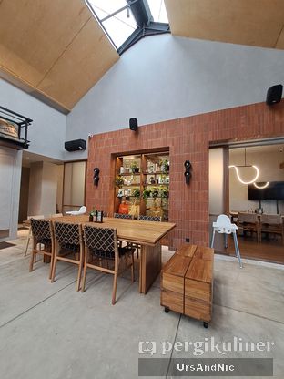 Foto review Livingstone Cafe & Bakery oleh UrsAndNic  9