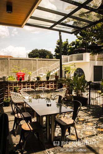 Foto Interior di Phalawan Terrace Coffee & Eatery