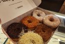 Foto Makanan di Doughzen
