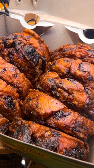 Foto 3 - Makanan di Pisang Goreng Madu Bu Nanik oleh duocicip 