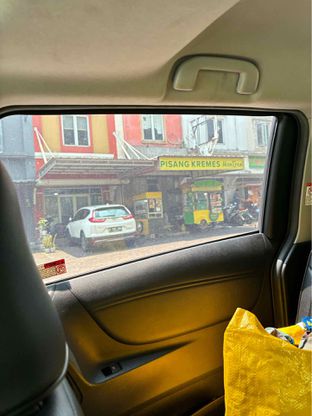 Foto review Pisang Kremes Montreal oleh Cyntia // IG: @cyntiahbsr 4