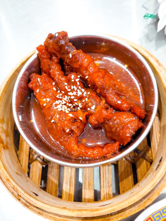 dimsum-24-jam-di-blok-m-review-jihan-di-restoran-haka-dimsum-shop-blok-m