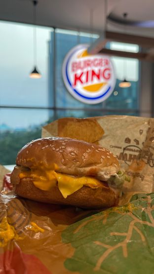 Foto 3 - Makanan di Burger King oleh FoodieTravelDiary23 PL