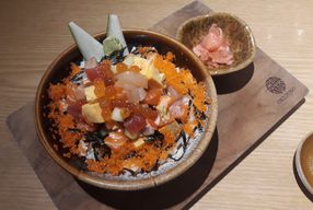 Foto Okuzono Japanese Dining