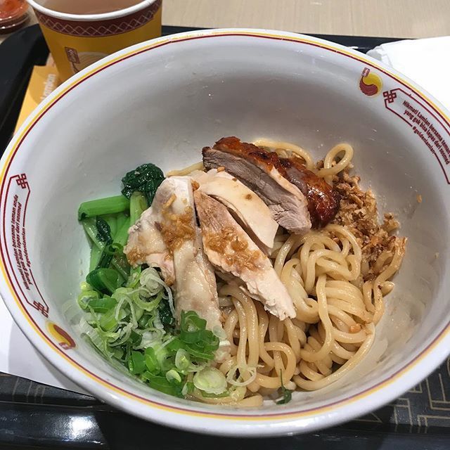 Golden Lamian, Senayan - Lengkap: Menu terbaru, jam buka ...