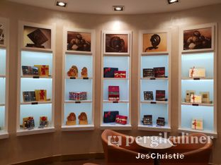 Foto 3 - Interior di Godiva oleh JC Wen