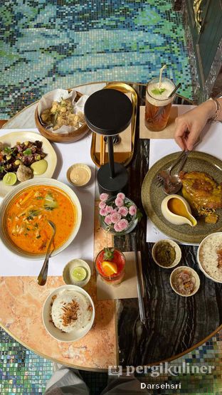 Foto 11 - Makanan di de flore, dine & drink oleh Darsehsri 