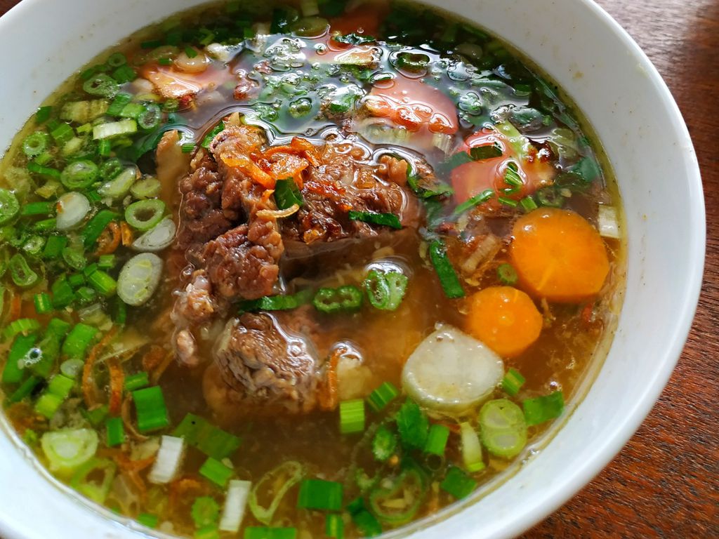20 Masakan Indonesia di Surabaya yang Nikmat Banget - PergiKuliner.com