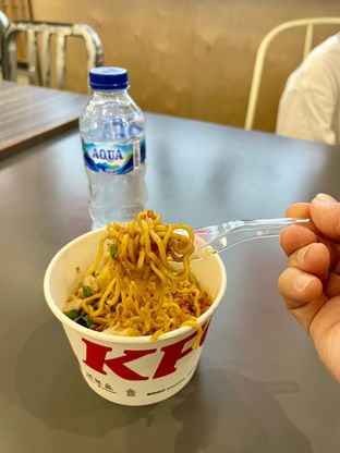 Foto review KFC oleh FoodieTravelDiary23 PL 7