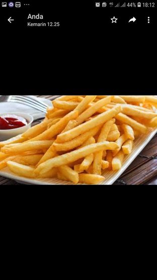 Foto 6 - Makanan(Kentang Goreng) di Kopi Tong 168 oleh Akun Google