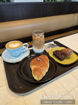 Foto Makanan di MONGSIM Bakery & Coffee