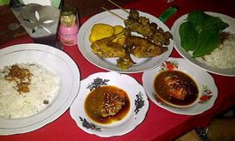Nasi Uduk Ondel-Ondel