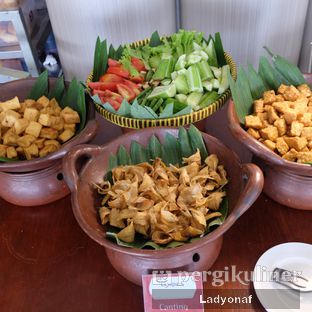 Foto review Canting Restaurant - Teraskita Hotel managed by Dafam oleh Placetogoandeat ID 2