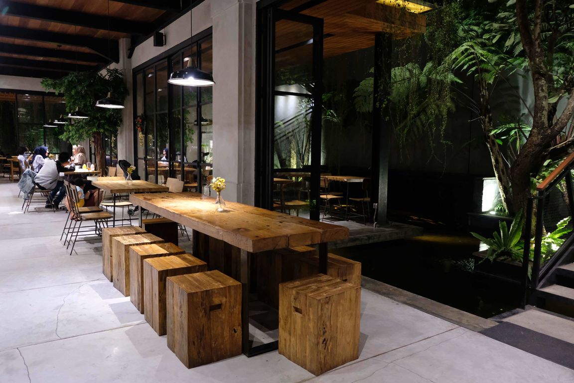 Ambrogio Patisserie, Banda, Bandung - Lengkap: Menu ...