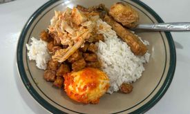 Warung Nasi Ibu Tini Khas Solo