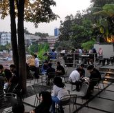 Foto Outdoor di Persegi Coffee