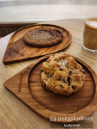 Foto Makanan di Naked Dough