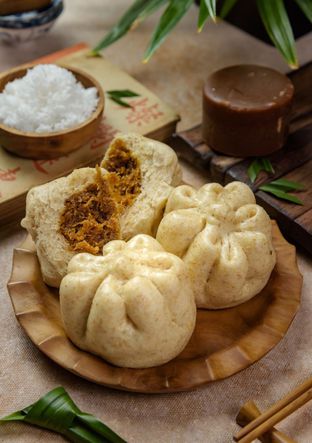 Foto - Makanan(Kelapa unti) di RoyalKueID oleh Deni Irawan