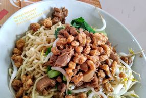 Foto Bakmie Jamur Vegan Vegetarian 99