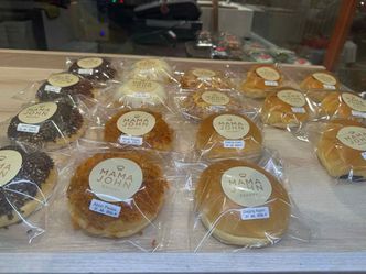 Foto Makanan di Mama John Bakery
