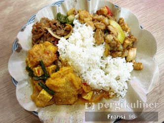Foto Makanan di Warteg Modern Kuliner Rasa