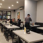 Foto Indoor di Waroeng Steak & Shake