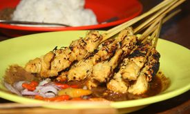 Sate Klopo Ondomohen Bu Asih