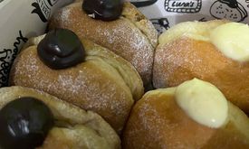 Luna's Doughnuts