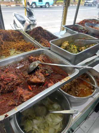 Foto Makanan di Warteg aw Laka-Laka