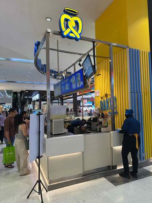 Foto review Auntie Anne's oleh Albert Murdiono 5
