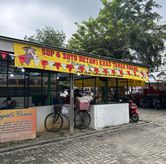 Foto di Sop & Soto Betawi Khas Tanah Abang Bang Yon Kumis 799