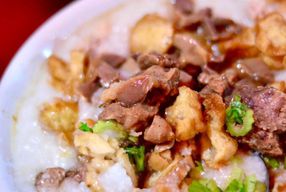 Foto Bubur Ayam Spesial Ko Iyo