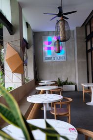 Foto Interior di Journey To The South