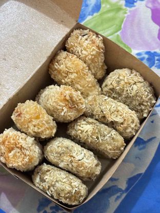 Foto review Pisang Kremes Montreal oleh Cyntia // IG: @cyntiahbsr 1