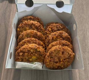 Foto 2 - Makanan di Pisang Goreng Madu Bu Nanik oleh Albert Murdiono