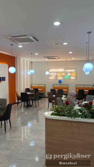 Foto review J.Chicken oleh Darsehsri  4