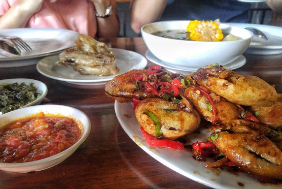 7 Ayam Bakar Enak di Bandung yang Wajib Dicoba - PergiKuliner.com