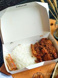 Foto Makanan di Nasi Ayam Bude Sari