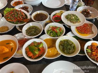 Foto Makanan di REST0RAN SEDERHANA