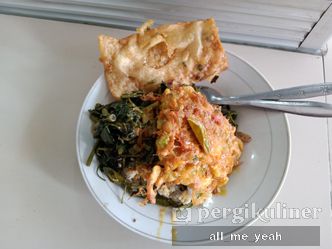 Foto Makanan di Warteg Kharisma Bahari