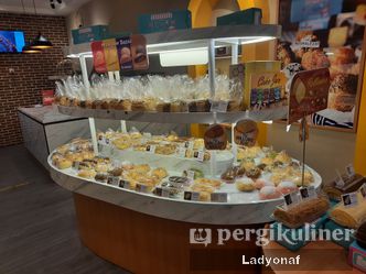 Foto Interior di Adora Lezat