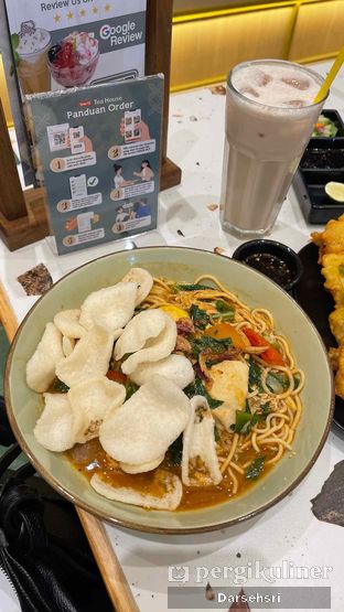 Foto review Tong Tji Tea House oleh Darsehsri  2