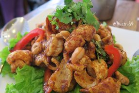 Foto Ying Thai