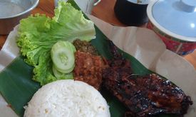 Ayam Bakar Ujang Kumis