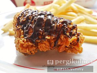 Foto - Makanan di KFC oleh Yummy Eats